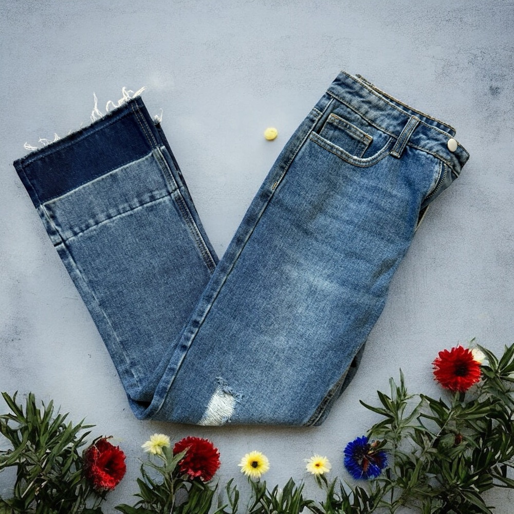 New With Tags Forever 21 Distressed Blue Denim Ankle Jeans Size Small